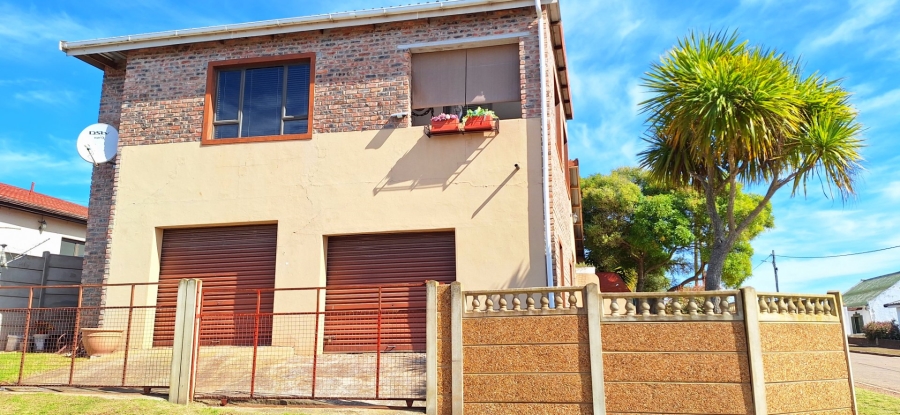 3 Bedroom Property for Sale in Albertinia Western Cape